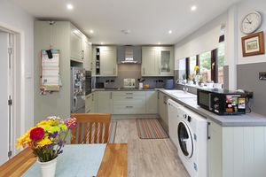 Kitchen/Diner- click for photo gallery